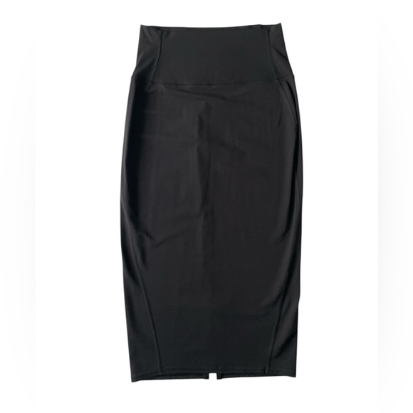 Lululemon Nulu Slim-Fit High-Rise Midi Skirt Size 6 - Picture 4 of 9